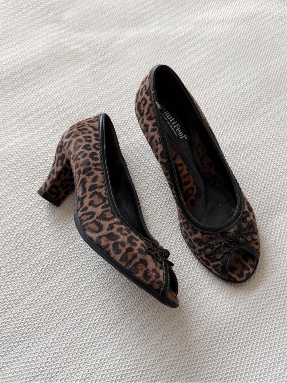 BeautiFeel Leopard-Print Peep-Toe Block Kitten Heels - Brown/Black Y2K